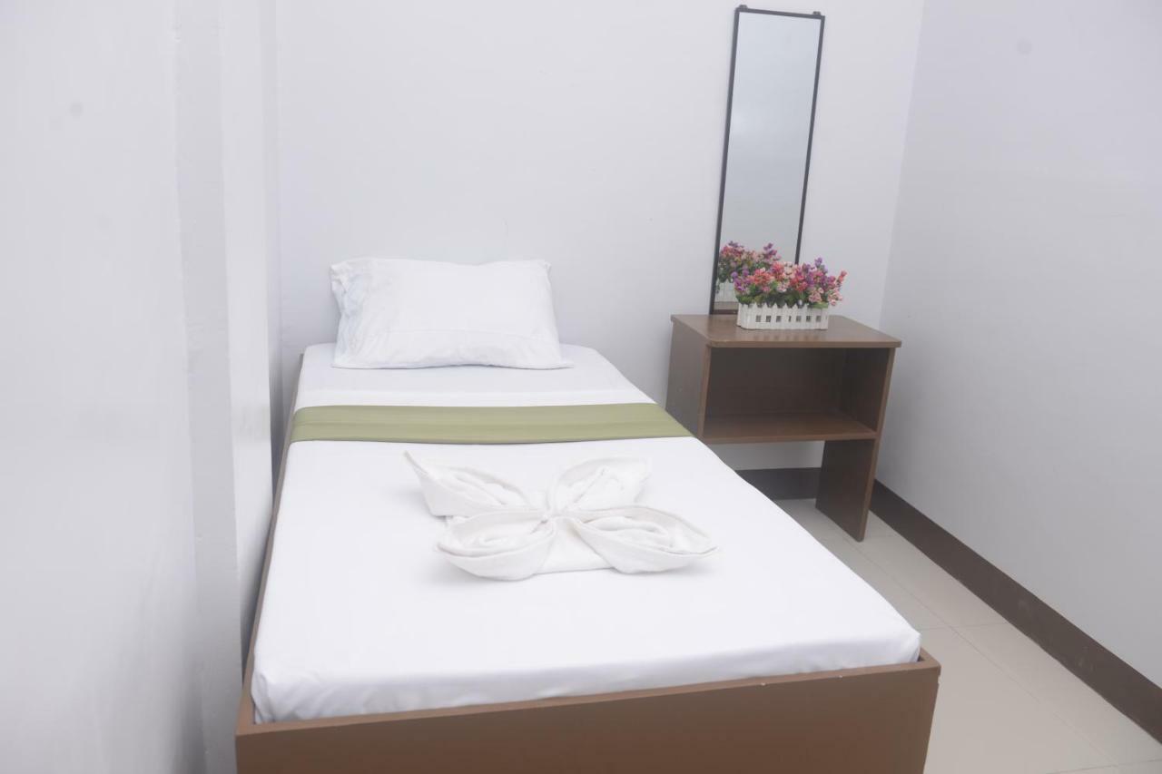 Mt Moriah Inn And Resto Ozamis Luaran gambar
